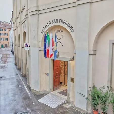 & San Frediano Lucca